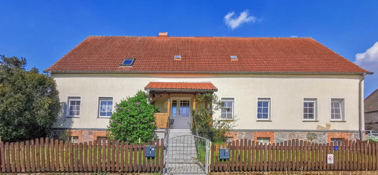 Apartment in Herrenhaus Groß Pinnow Exterior foto